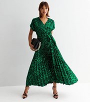 New Look Green Leopard Print Satin Pleated Midi Dress